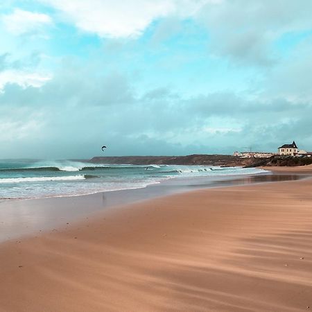 Westside Beach House Peniche Exteriér fotografie